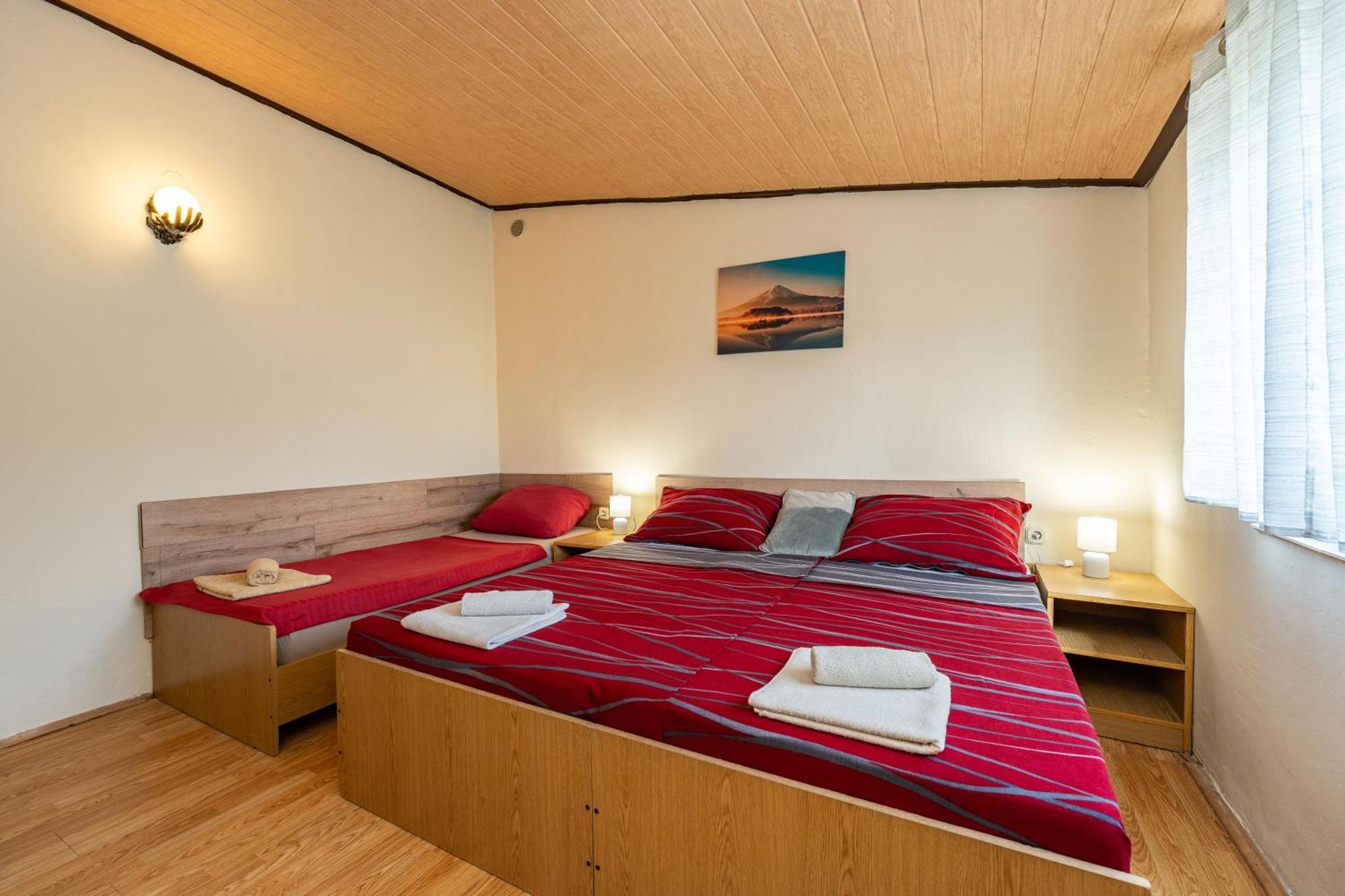 Apartmani Prpic Vir Ngoại thất bức ảnh